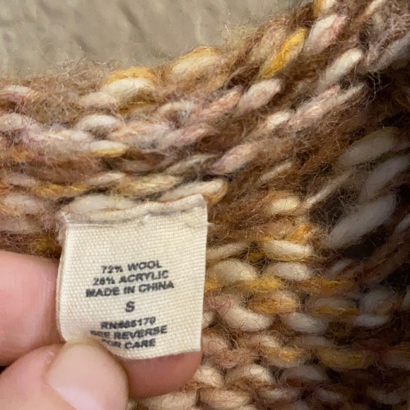 Sleeping on snow chunky knit sweater s - Picture 3 of 4